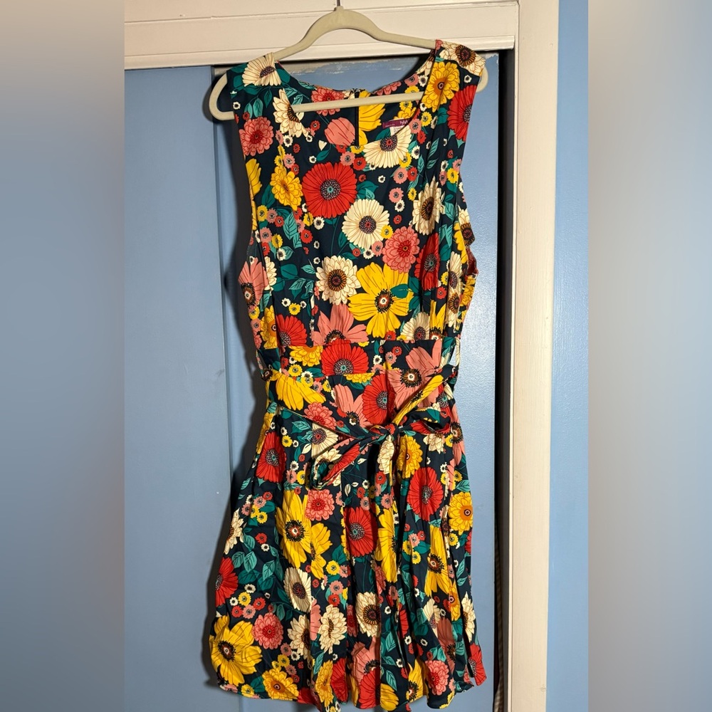 Floral Sleeveless Dress
